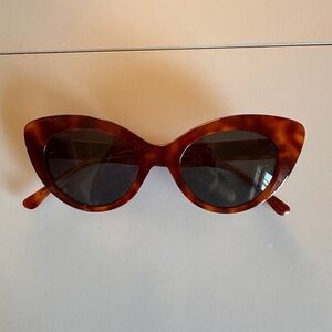 Crap Eyewear Cat Eye Sun Glasses